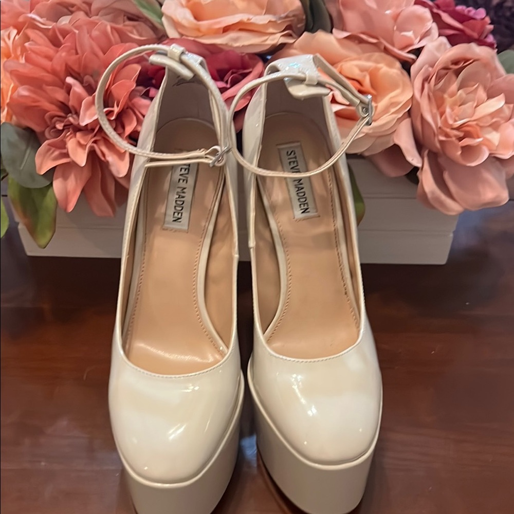 Steve Madden Cream Platform Heels
